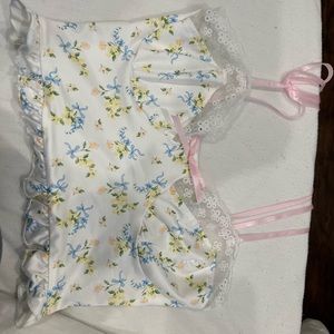 Instagram ad summary size small top